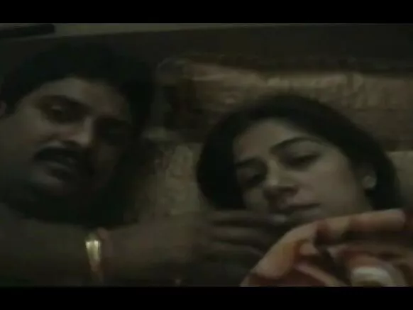 भारतीय देसी पूर्ण हिन्दी सेक्सी फिल्म सर्वश्रेष्ठ भारतीय सेक्स टेप देसी लेकिन पुराना जहर