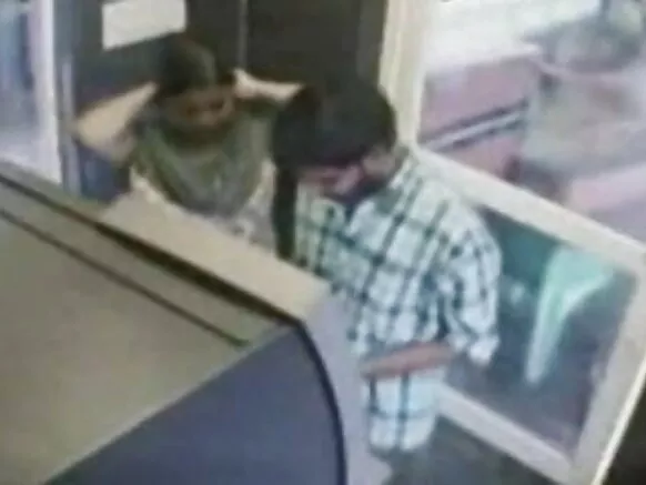XXX पसीना के बिना कमबख्त रहता सेक्सी नग्न फिल्म 3
