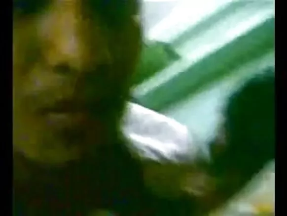 भारतीय मौसी के सेक्सी सिनेमा ओकर भतीजा के नै देखाउ... मौसी चोद रहल छैथ