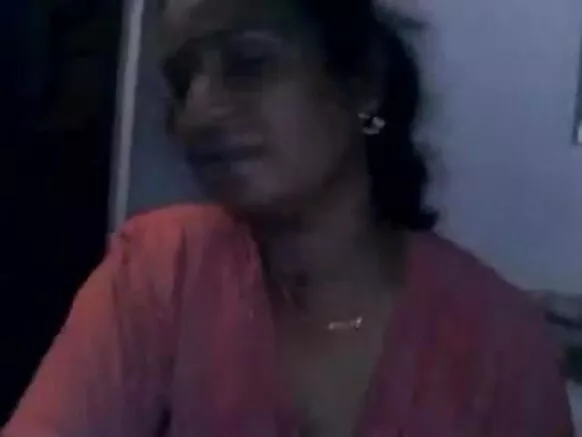 दक्षिण भारत से तमिल चाची का बुद्धिमान मुखमैथुन, नरम हिन्दी, सेक्सी एचडी मूवी, उजागर स्तन, भारतीय क्लिप