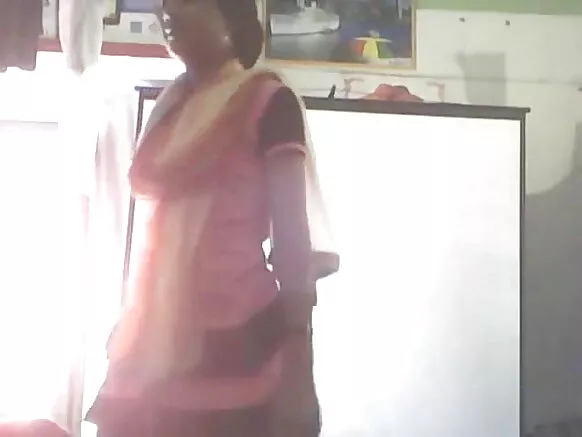 22 सुंदर आ सेक्सी सिनेमा कार्यक्रम स्तन सुंदर स्तन ओकर प्रेमी द्वारा दबाओल गेल