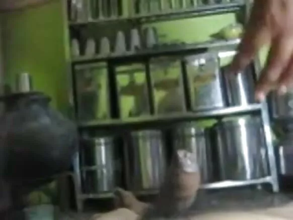 दक्षिण भारतीय चाची अपन नीले वीडियो में अपन सेक्स पार्टनर के भारतीय लंड के चोदय लेल तैयार भ जाइत अछि