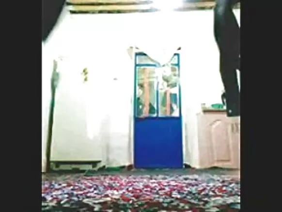 सेक्सी पक्षी कली