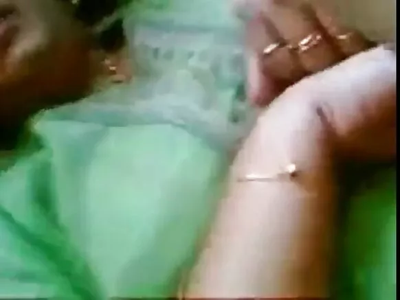 तमिल तमिल हिन्दुस्तानी सेक्सी फिल्म पत्नी