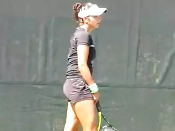 SANIA SANIA MIRZA REBEAS बोटास हिन्दी हिन्दी सेक्सी फिल्म