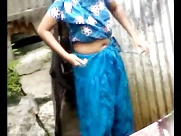 बांग्ला लोग लड़कियों देसी स्नान हिन्दी सेक्सी नीली हिन्दी फिल्म में मुख्यालय के ढाका शहर (4)