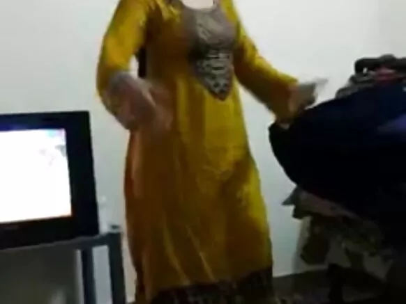 पाकिस्तानी puta puta 1 हिन्दी सेक्सी फिल्म छवि