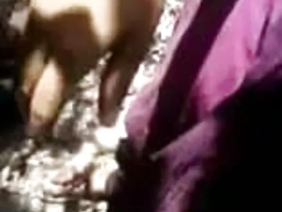 सेक्सी मजेदार -प्रेमी के साथ मुफ्त भारतीय आउटडोर सेक्सी फिल्म