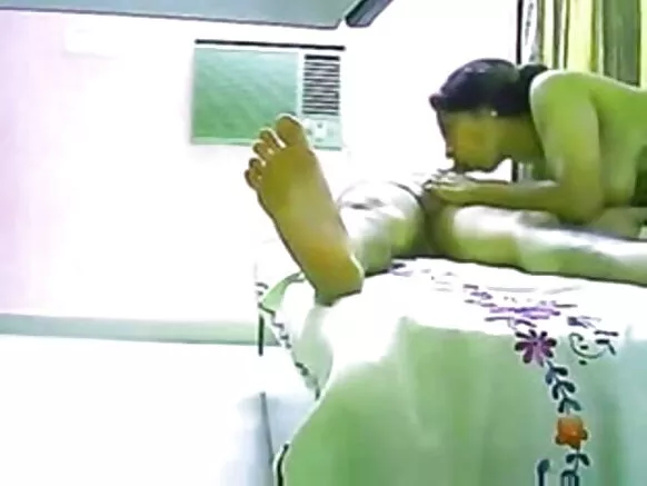 भारत भारत भारत १०८० सेक्सी छवि अंग्रेजी मे देखाओल गेल अछि
