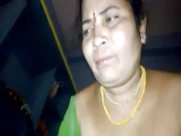 हम देसी चाची मतुरा नीली सेक्सी फोटो छी