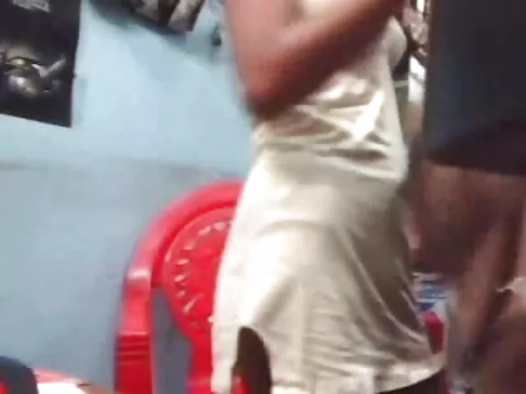 देसी मदरसी सेक्सी फोटो किशोर लड़की एक बूढ़ा आदमी द्वारा गड़बड़