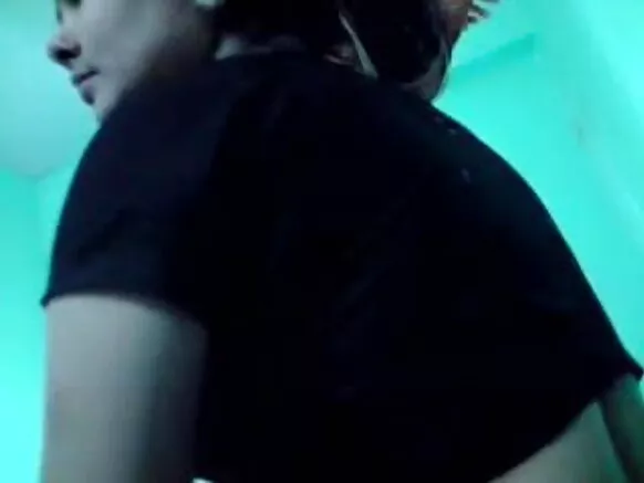 bangla buff hindi sexy movie desi linda aunty mueste हमरा अहाँक वीर्य आ कमेंट के लेल स्नान कराबैत अछि