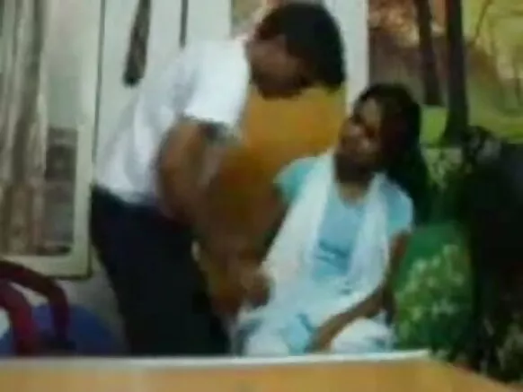 किशोर गुजराती सेक्सी फोटो फिल्म के आनंद लेलक