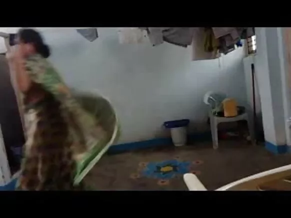 चाची इंडिया भारतीय अंग्रेजी में सेक्सी वीडियो मूवी पहिरने पकड़ा