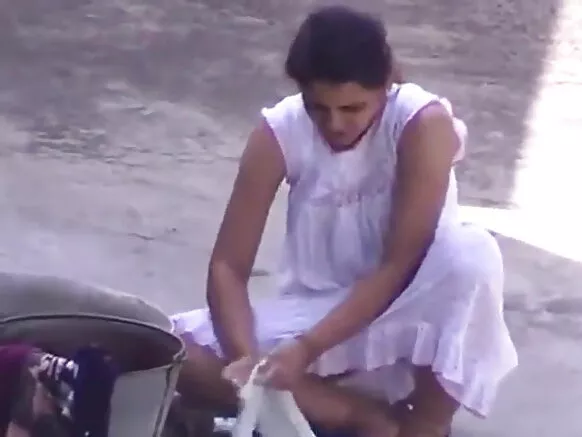 सेक्सी अपस्कर्ट अंग्रेजी मूवी वीडियो पहले # 54