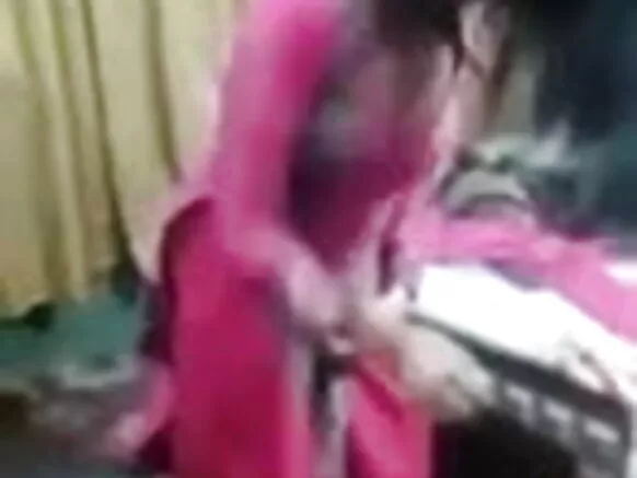 लाहौर लड़की भेज फिल्म सेक्सी डांस लाहौर